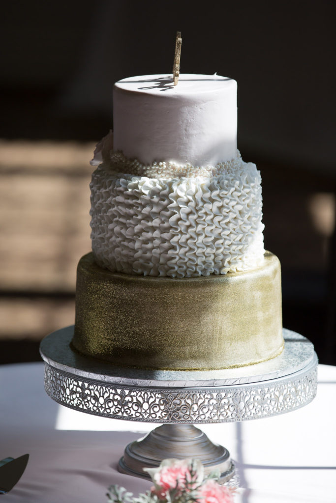 aria prospect wedding photography cake