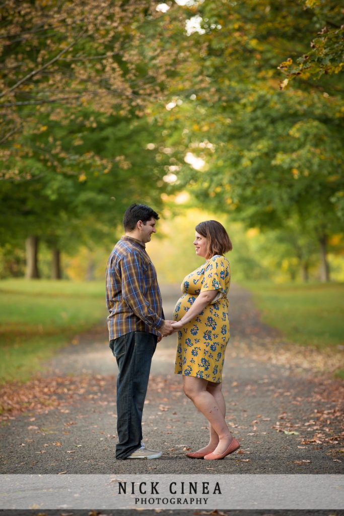 maternity photos session northwest park windsor