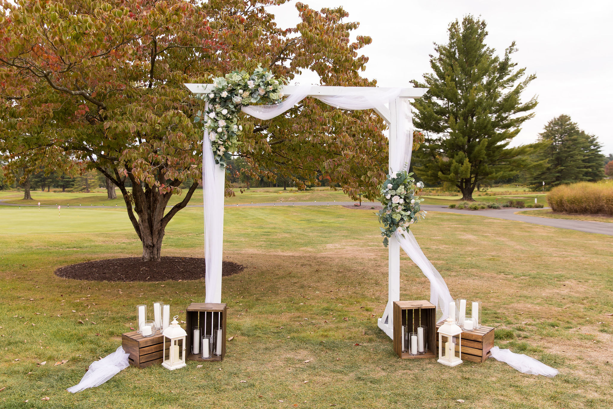 hop meadow country club ceremony space