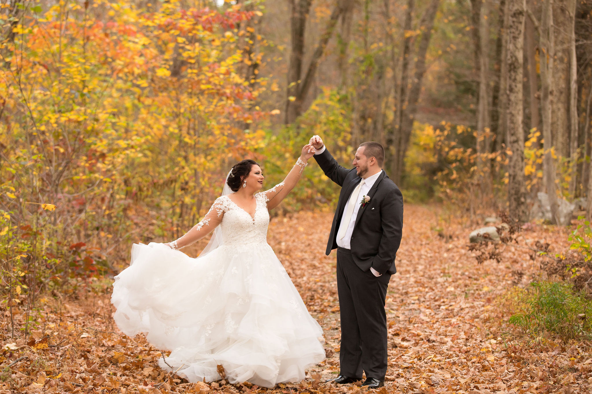 ct-wedding-photos-woods-rustic-fall-foliage
